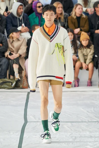 Look 33